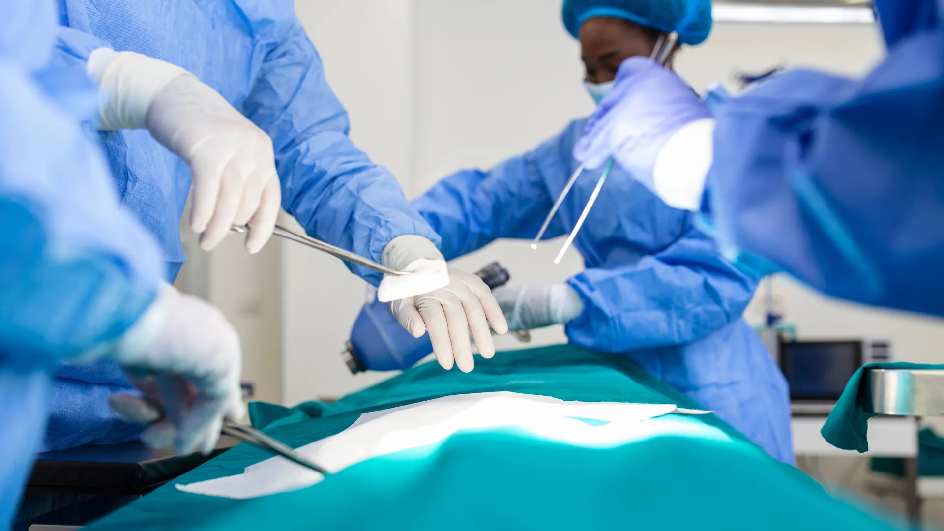 Cirurgiões reunidos